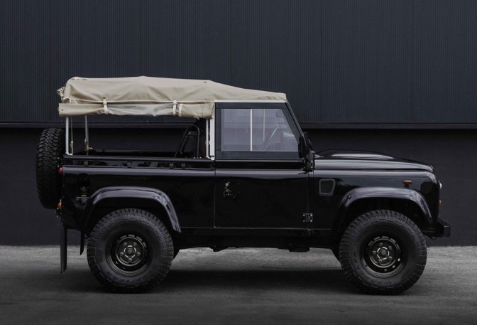 Land Rover Defender 90 TD4 - Image
