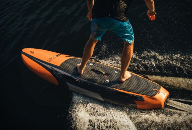 YuJet Surfer - Image