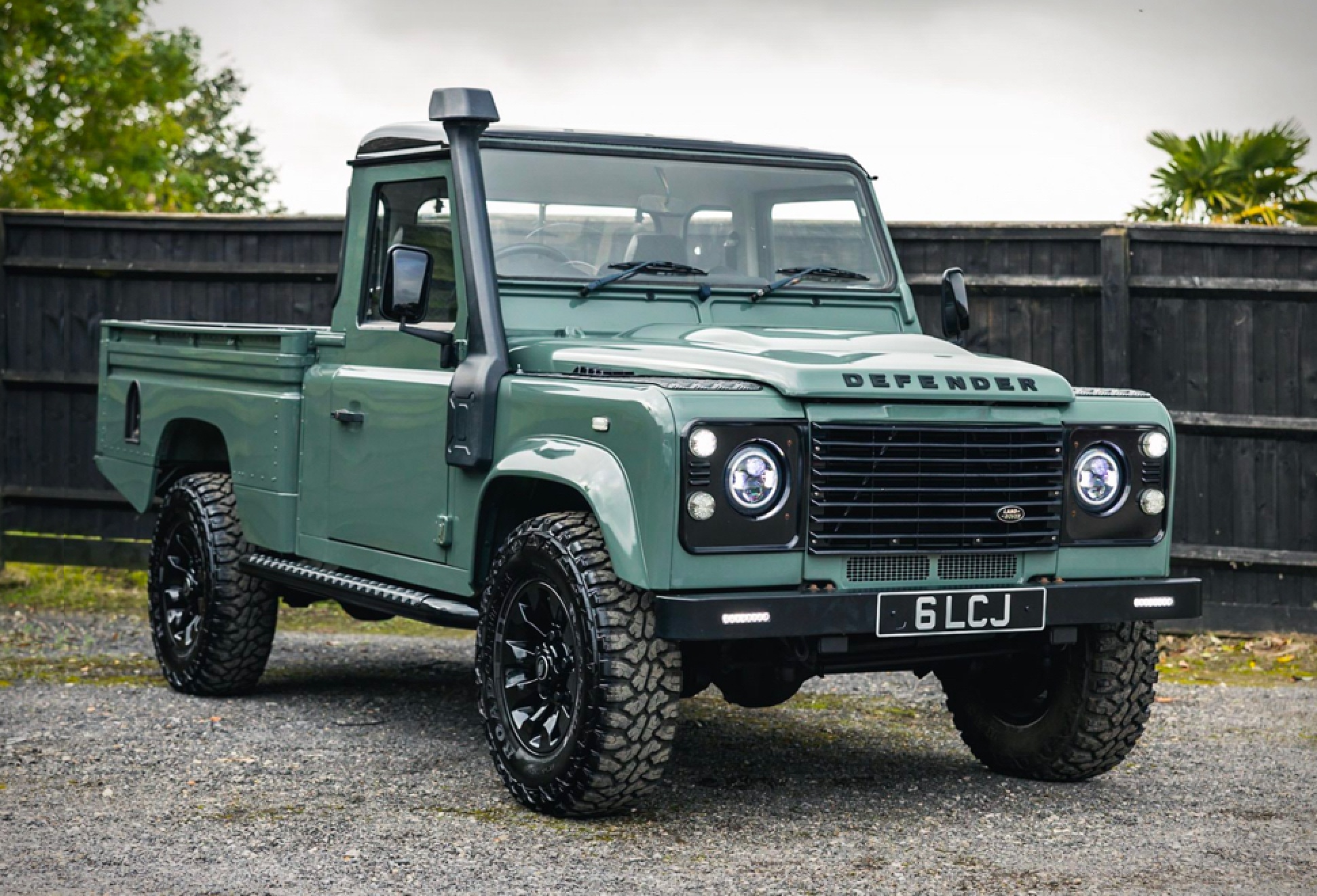 2007 Defender Pickup Truck | Image