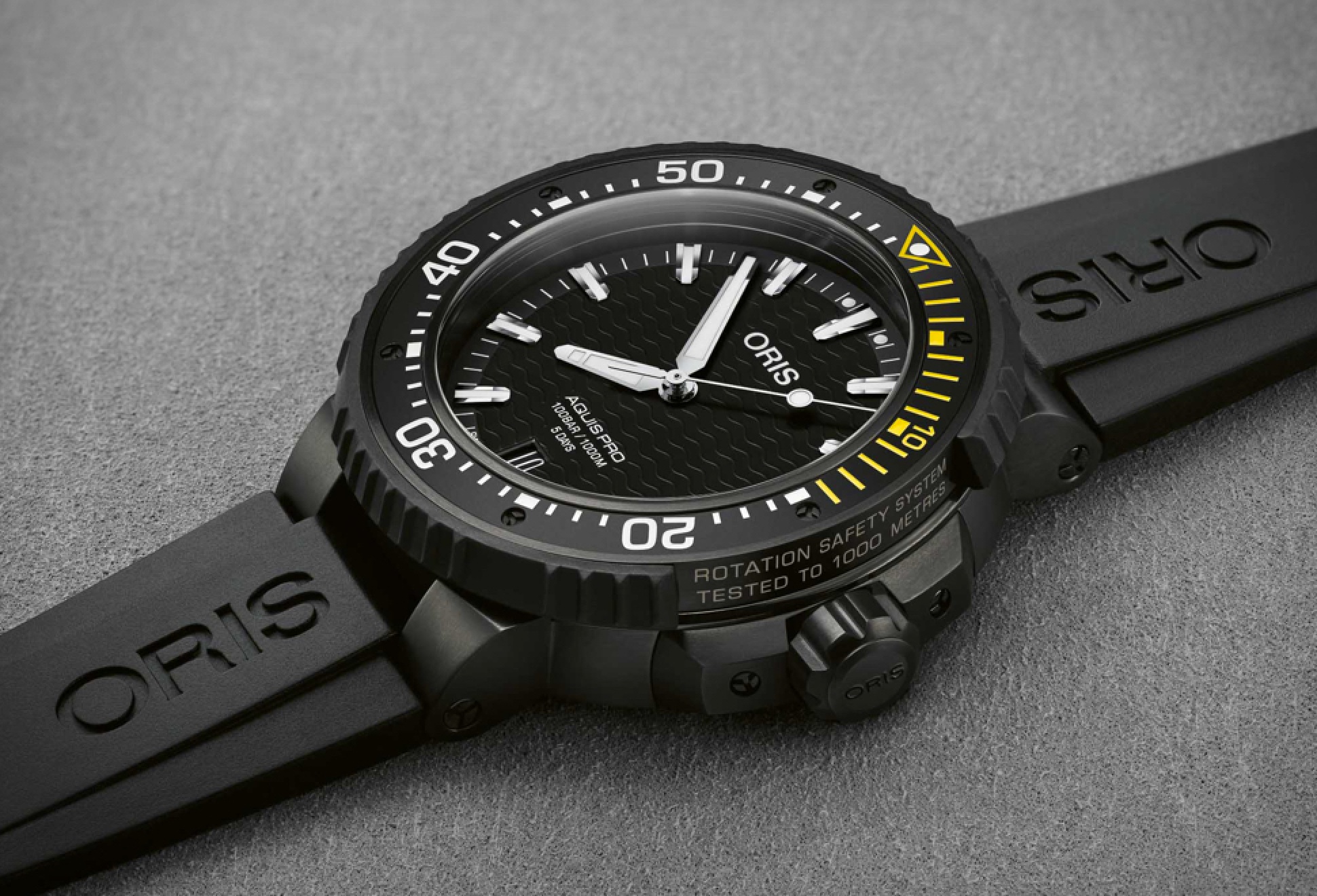 Oris Aquispro Date Watch | Image