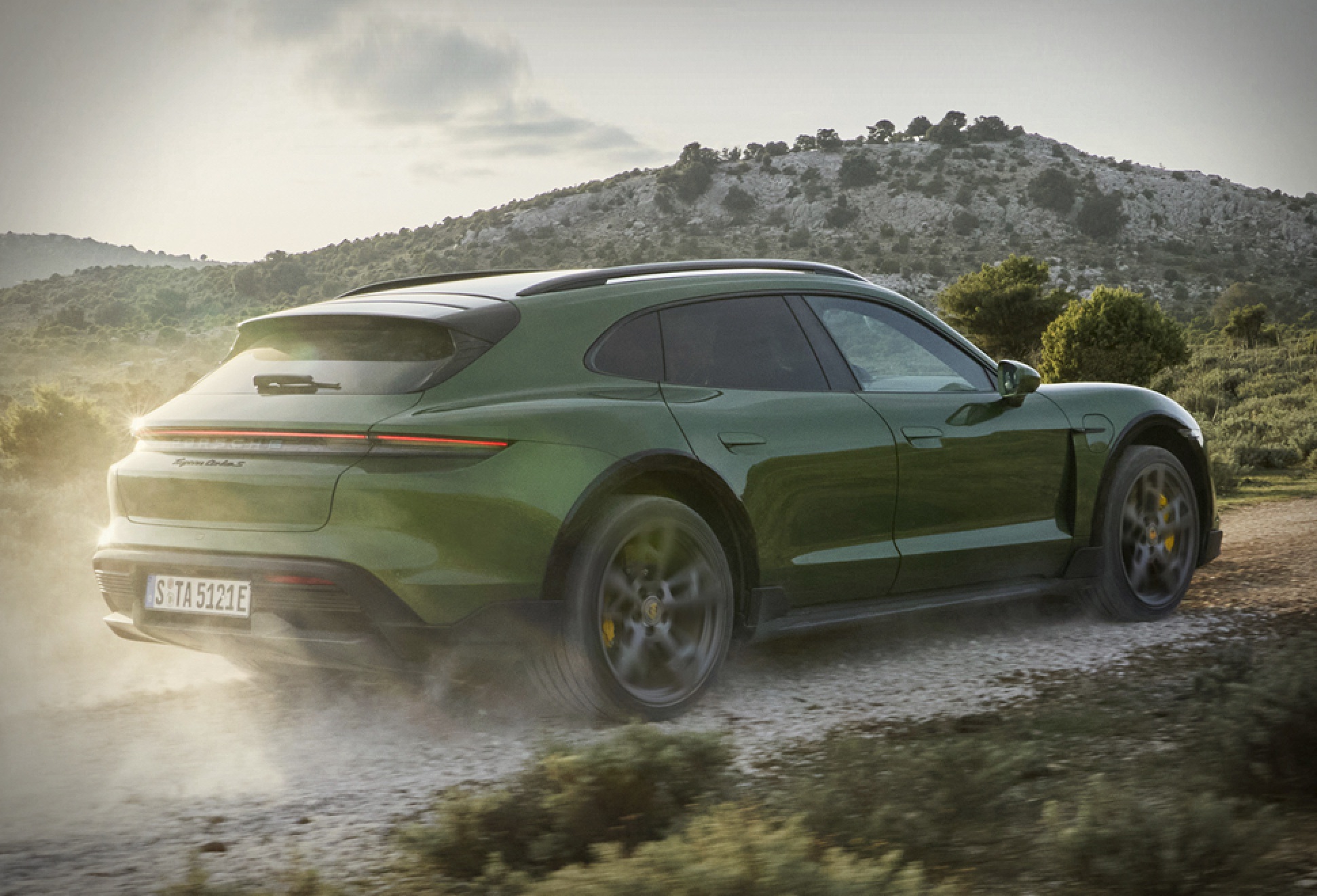 Porsche Taycan Cross Turismo | Image