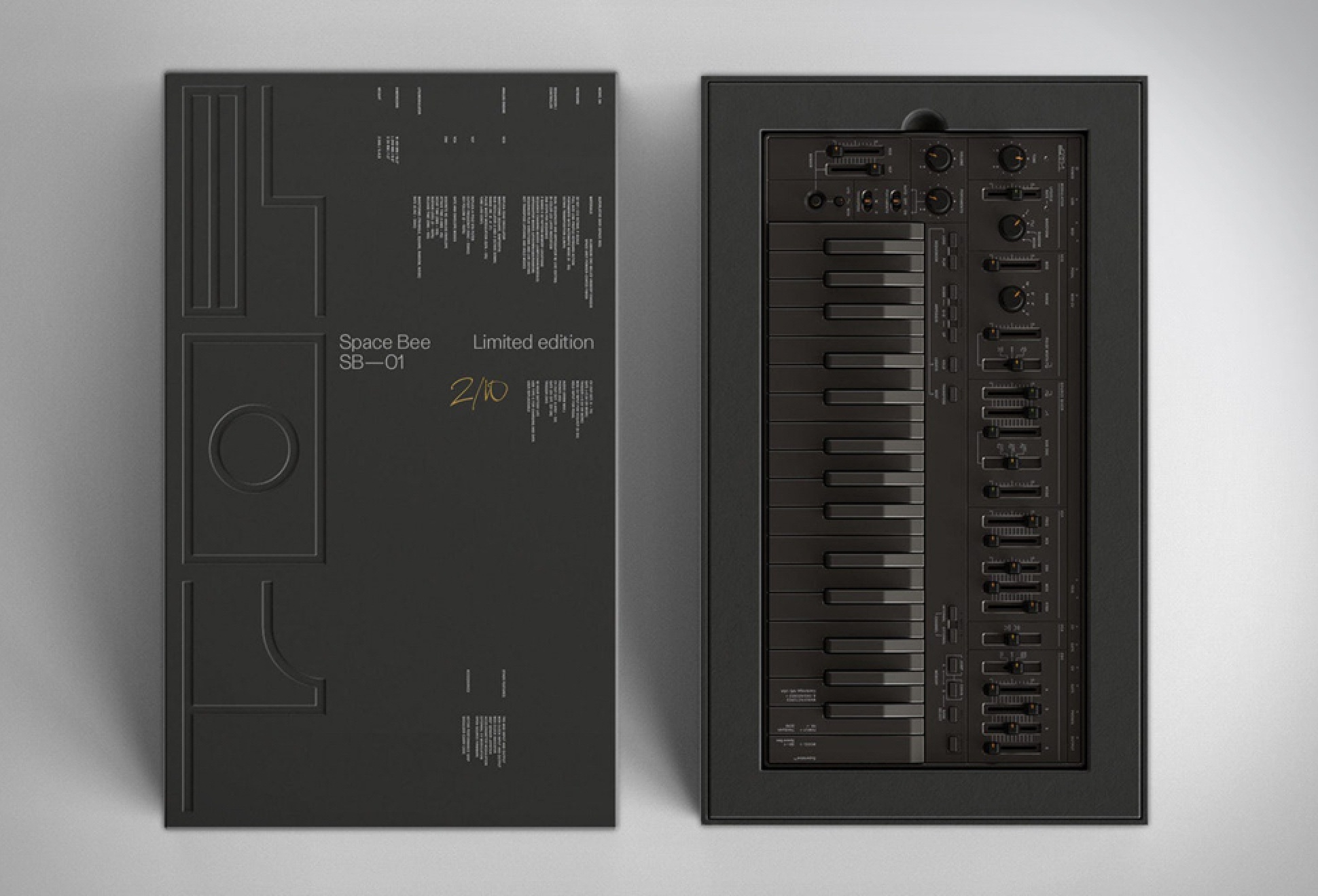 Superlative SB01 Analogue Synthesizer | Image