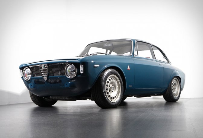 Alfaholics GTA-R Carbon - Image