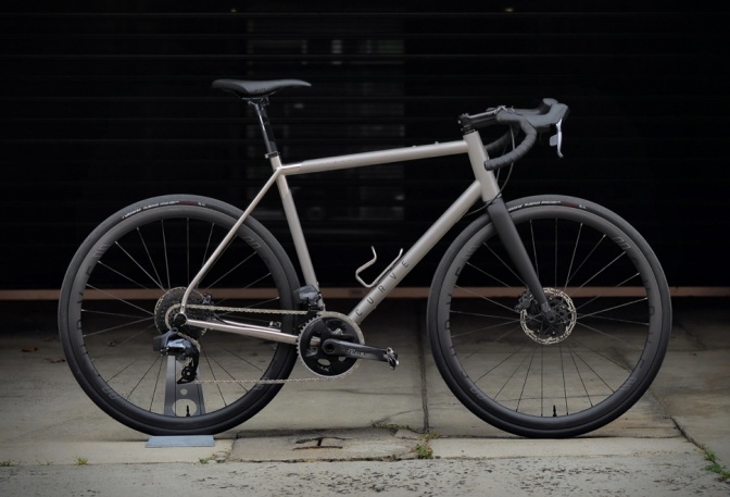 Curve All-Road Titanium Road Bike - Image