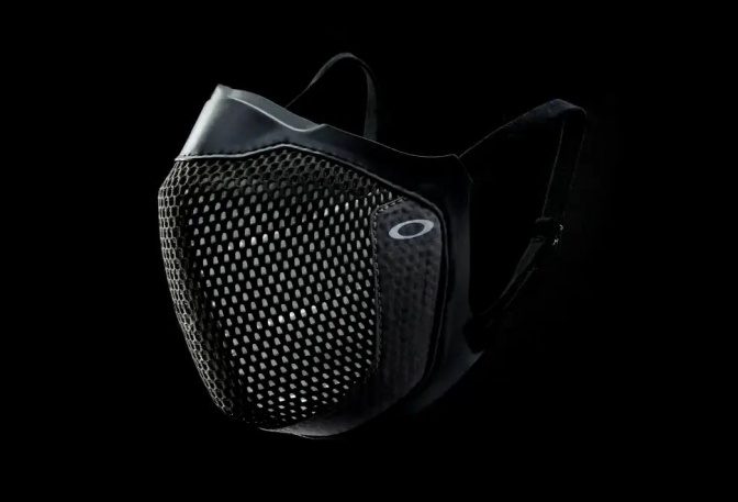 Oakley MSK3 Eyewear-Friendly Mask - Image