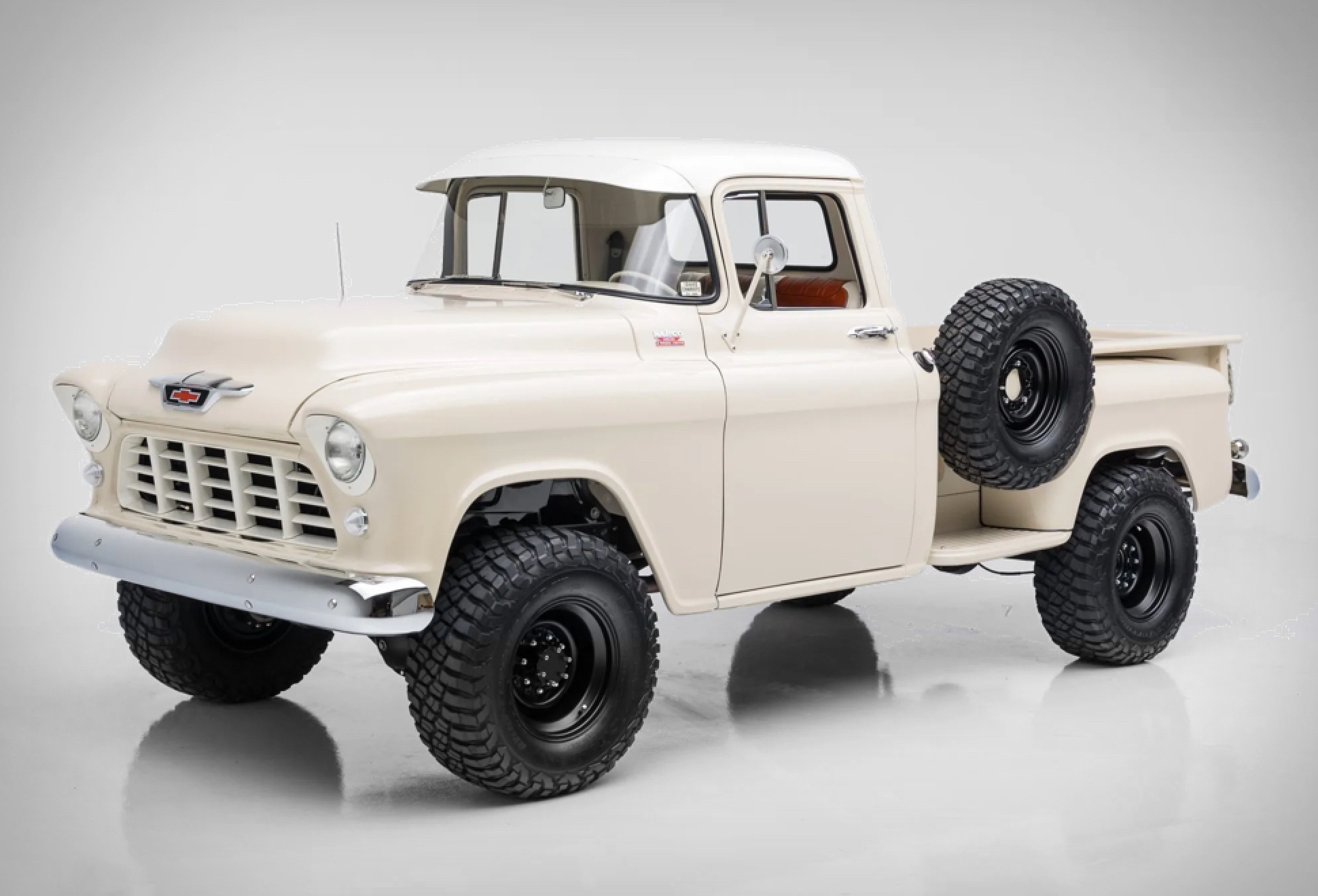 1955 Chevrolet Napco 4x4 Pickup | Image