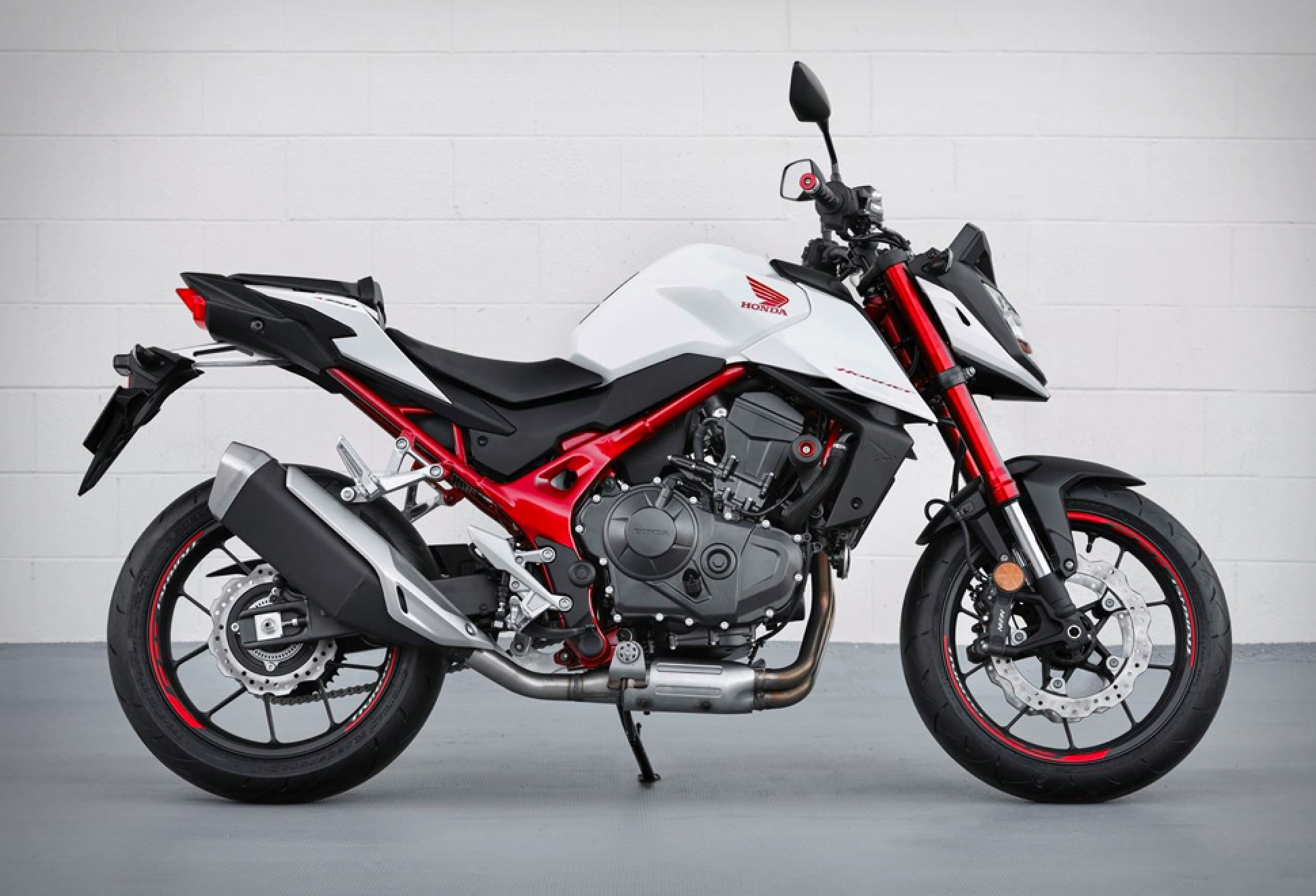 2023 Honda CB750 Hornet | Image