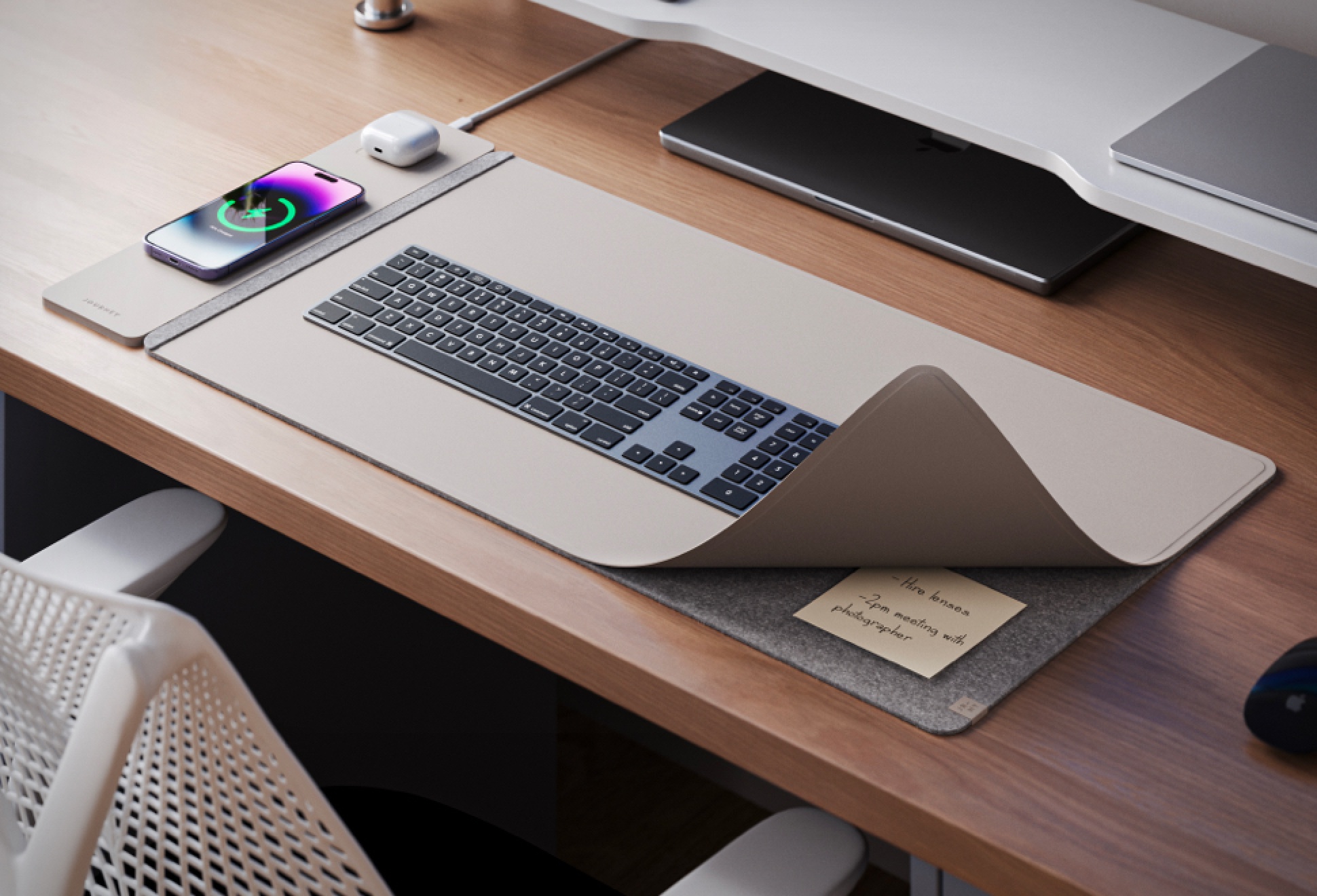 Alti Wireless Charging Desk Mat