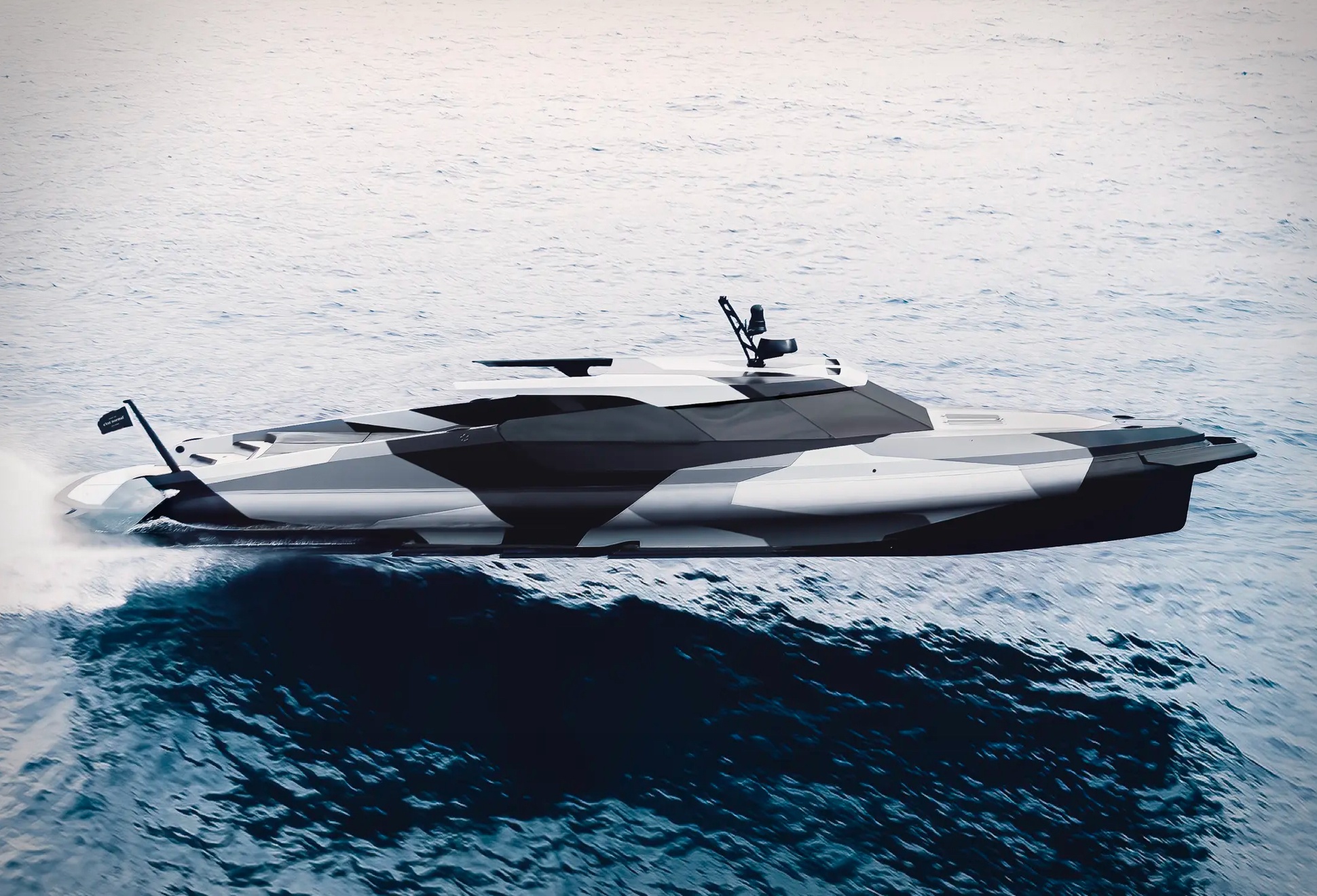 Cest Normal 52R Hybrid Speedboat | Image