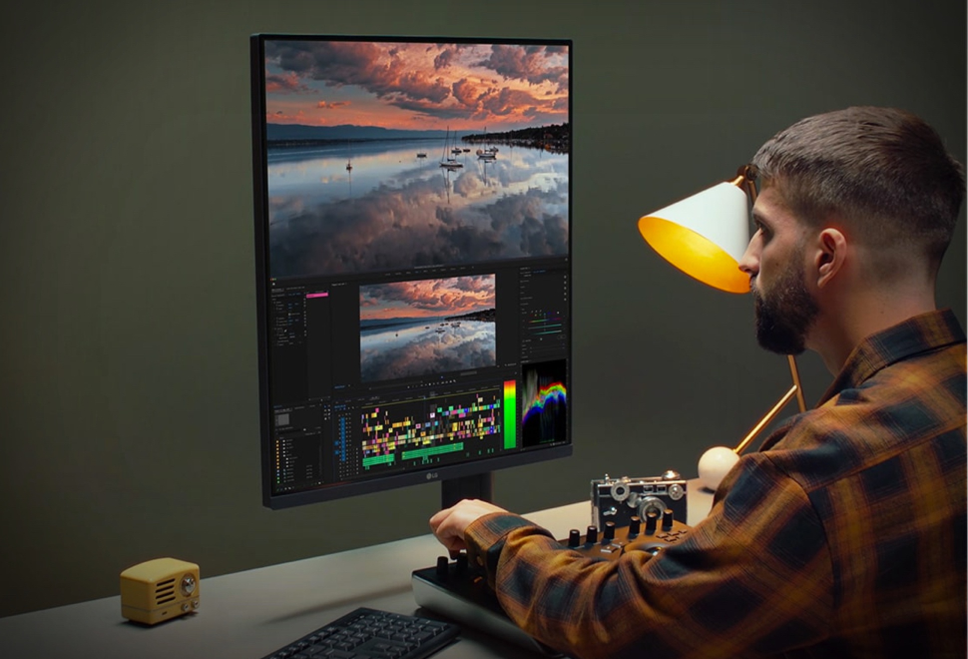 LG DualUp Monitor | Image