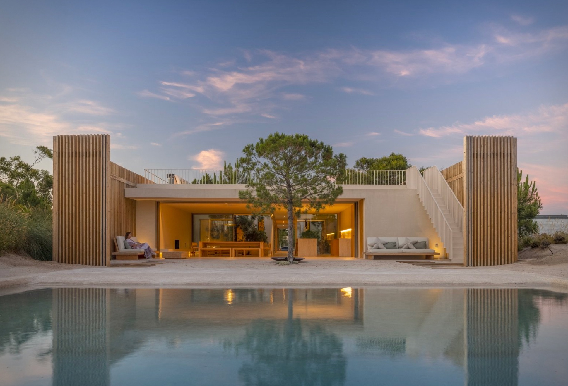 Palissade House | Image