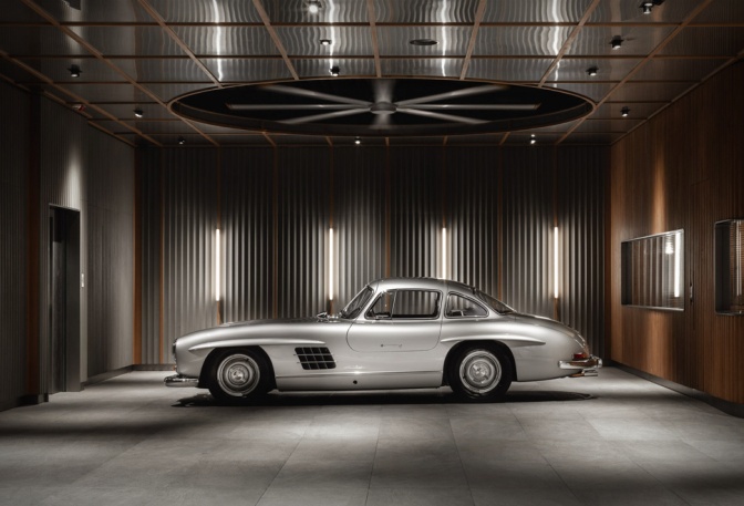 AUTOMOTIVE LIBRARY - Image