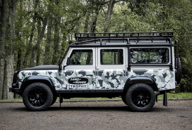 Land Rover Defender Works V8 Trophy II - Image