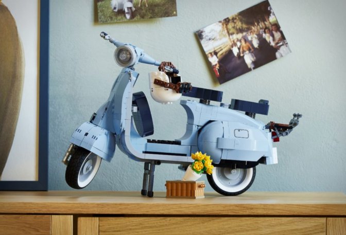 Lego Vespa 125 - Image