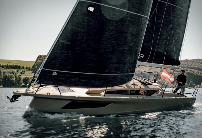 Sunbeam 32.1 Sailboat - Image