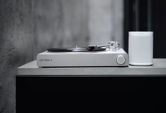 VICTROLA STREAM CARBON TURNTABLE - Image