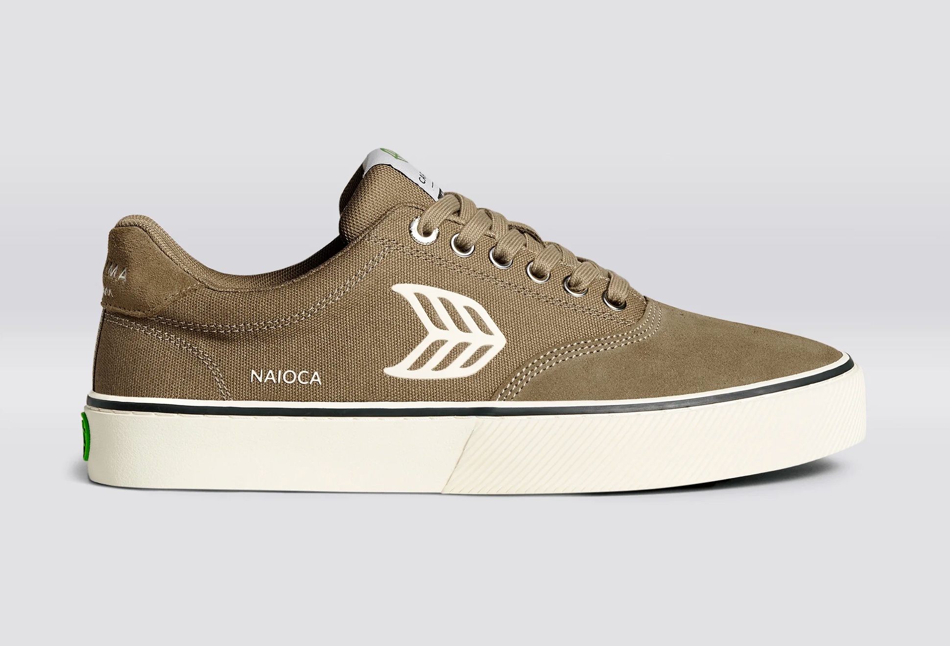 Cariuma Naioca Pro Sneaker | Image