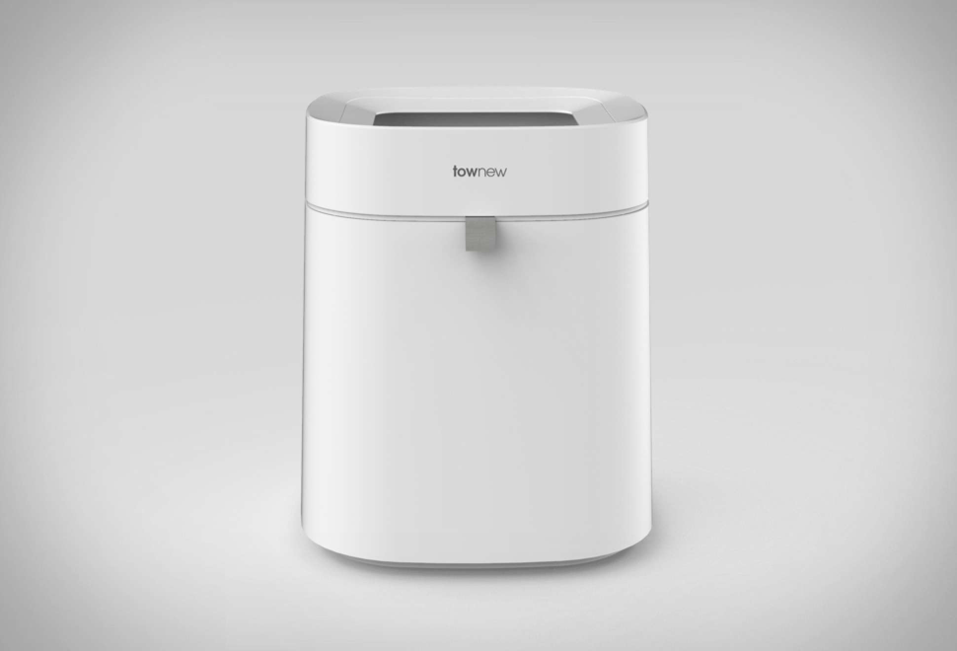 Townew Self-Changing Trash Can | Image