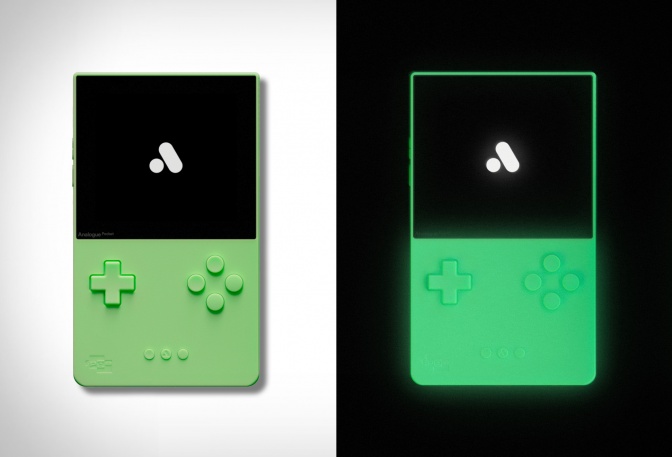 ANALOGUE POCKET GLOW - Image