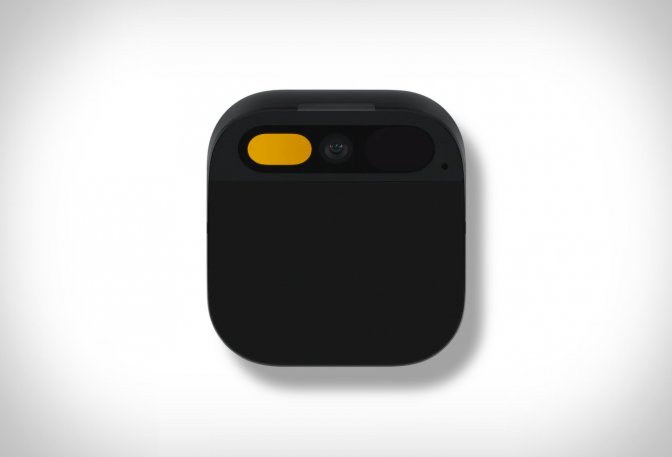 Humane AI Pin - Image