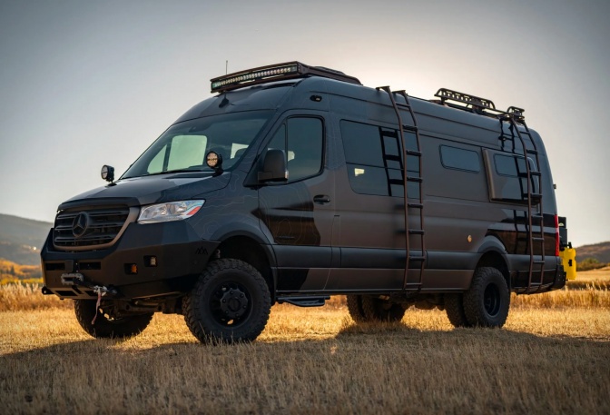 OUTSIDE VAN MERCEDES SPRINTER CAMPER - Image
