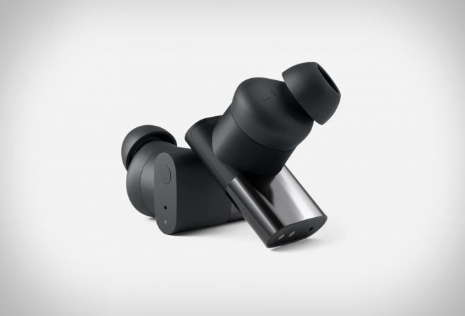 Status Between 3ANC Wireless Earbuds - Image