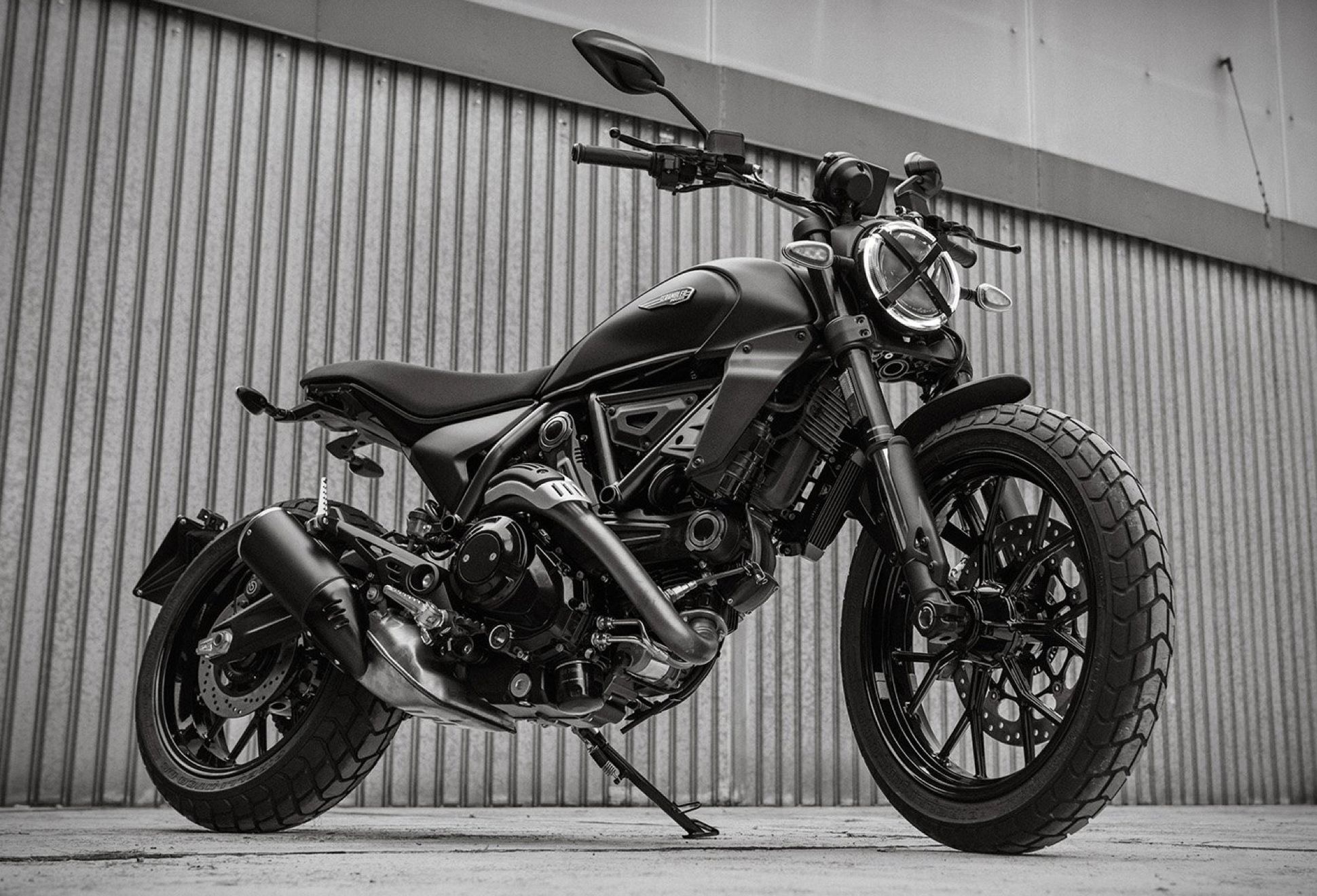 Ducati Scrambler Icon Dark | Image