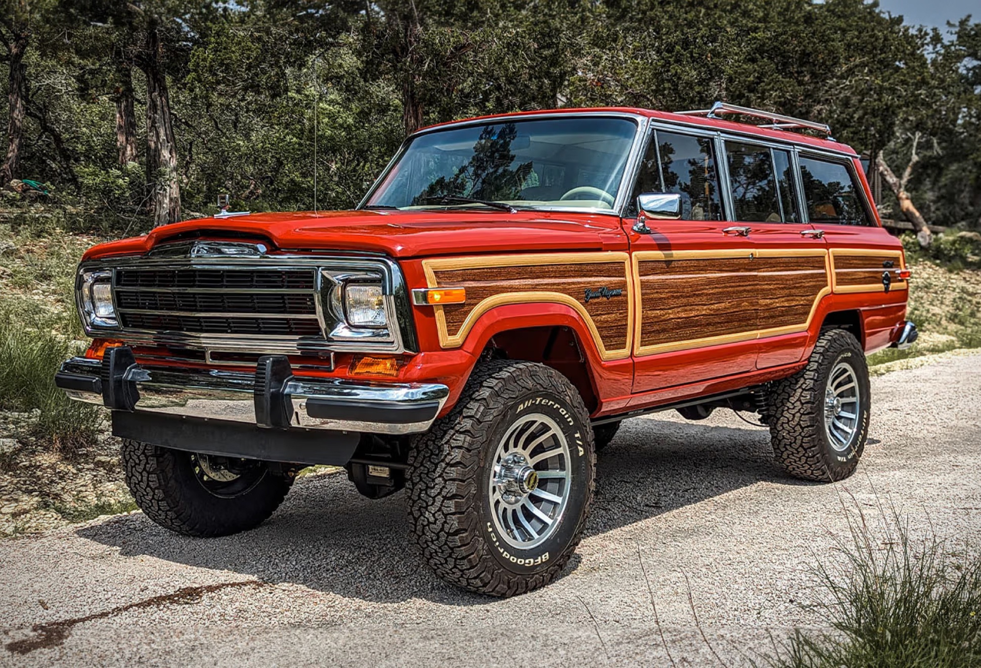 Jeep Grand Wagoneer Restomod | Image