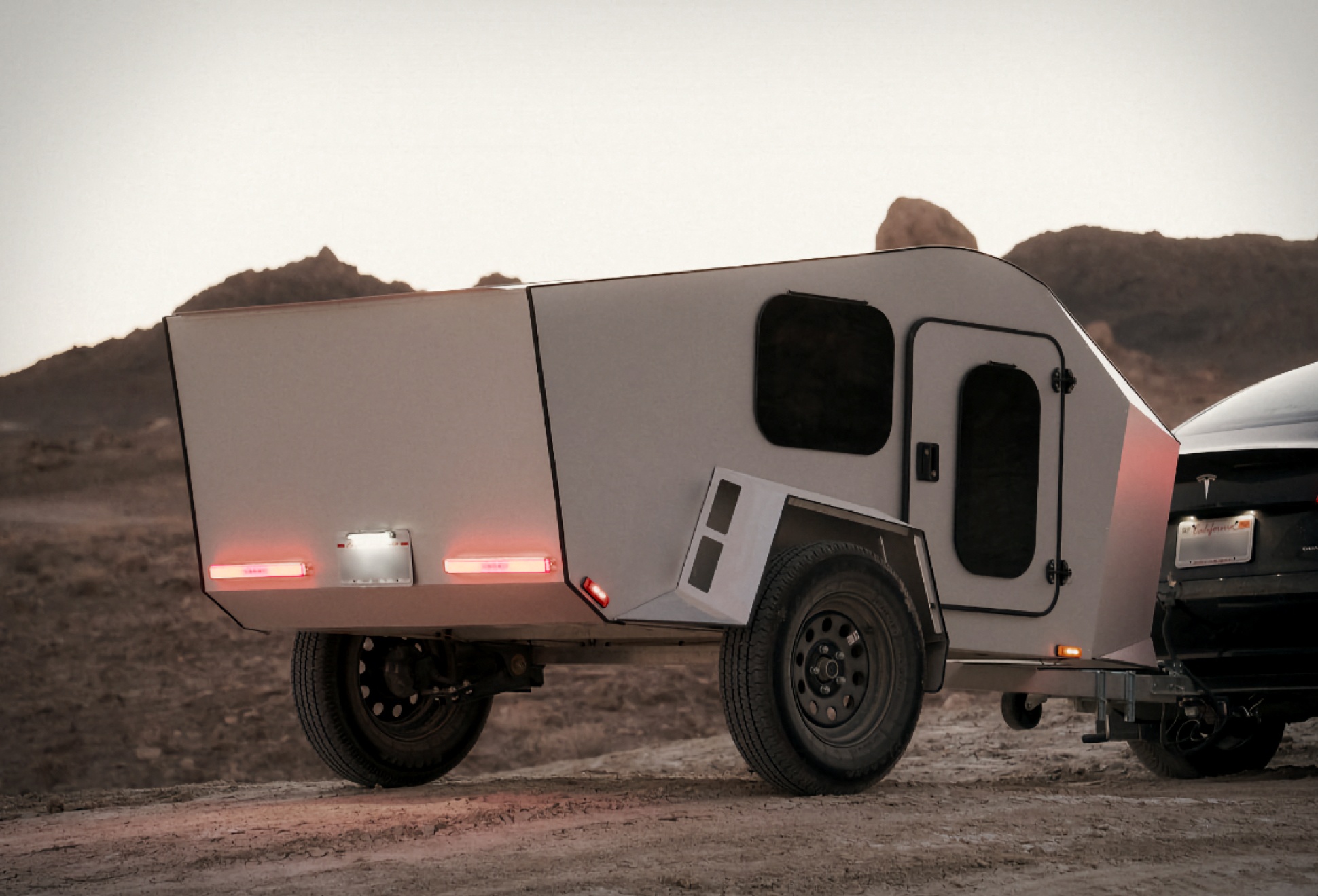 P19 Shorty Camper | Image