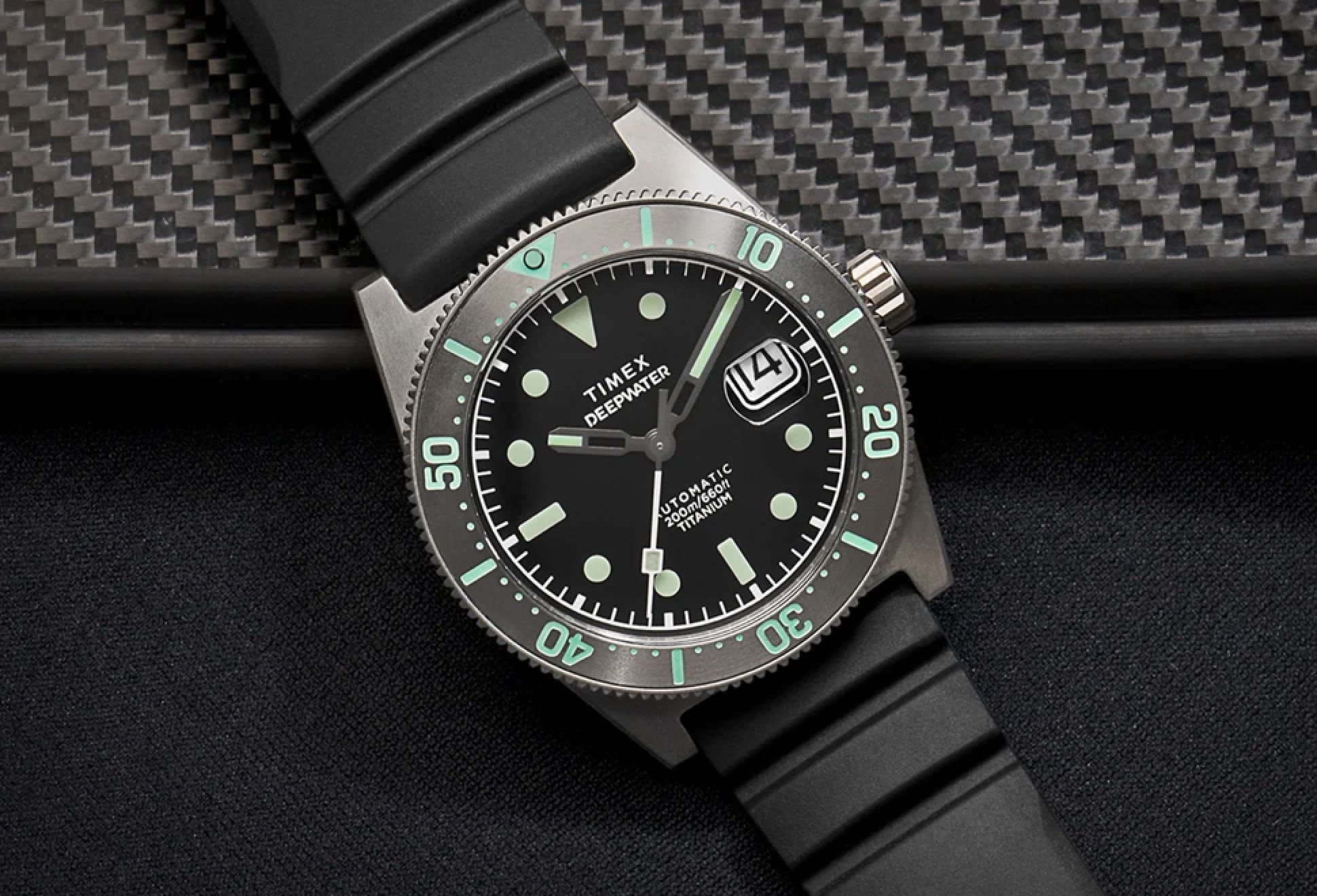 Timex Deepwater Reef 200 Titanium Automatic | Image