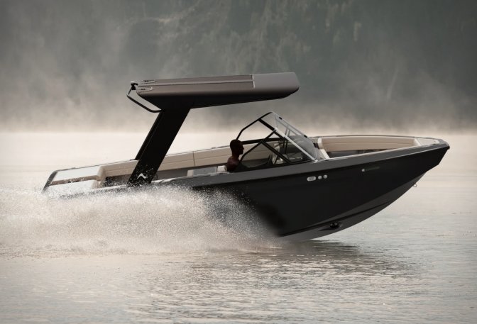 Arc Sport Electric Wake Boat - Image