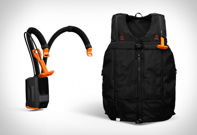 DB Snow Pro Vest with Avalanche Air Supply System - Image