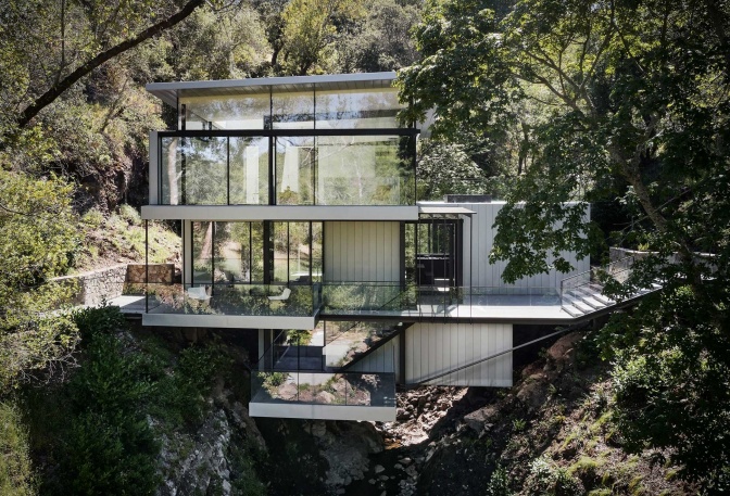 SUSPENSION HOUSE - Image