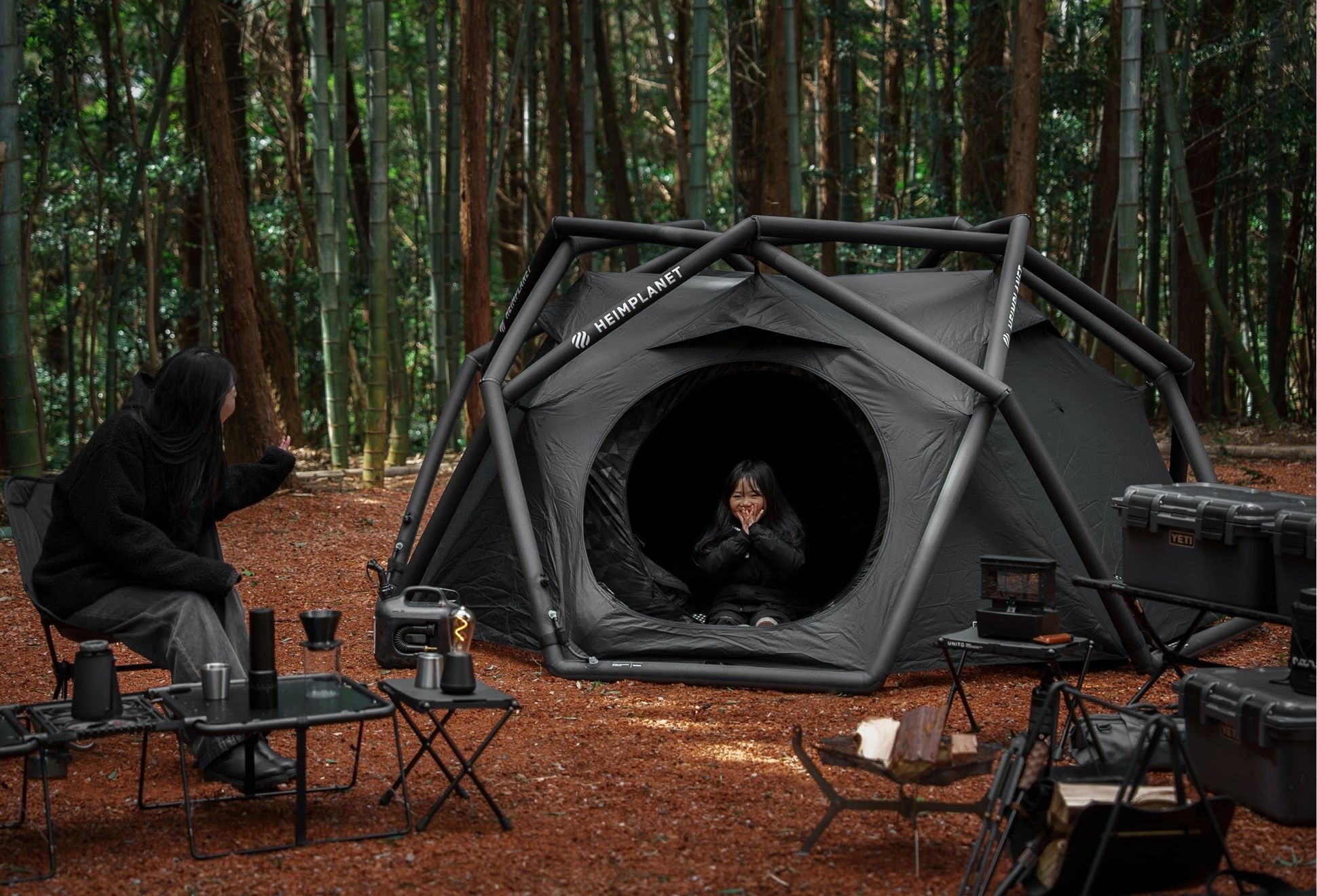 Heimplanet Cave XL Tent Neo Black | Image