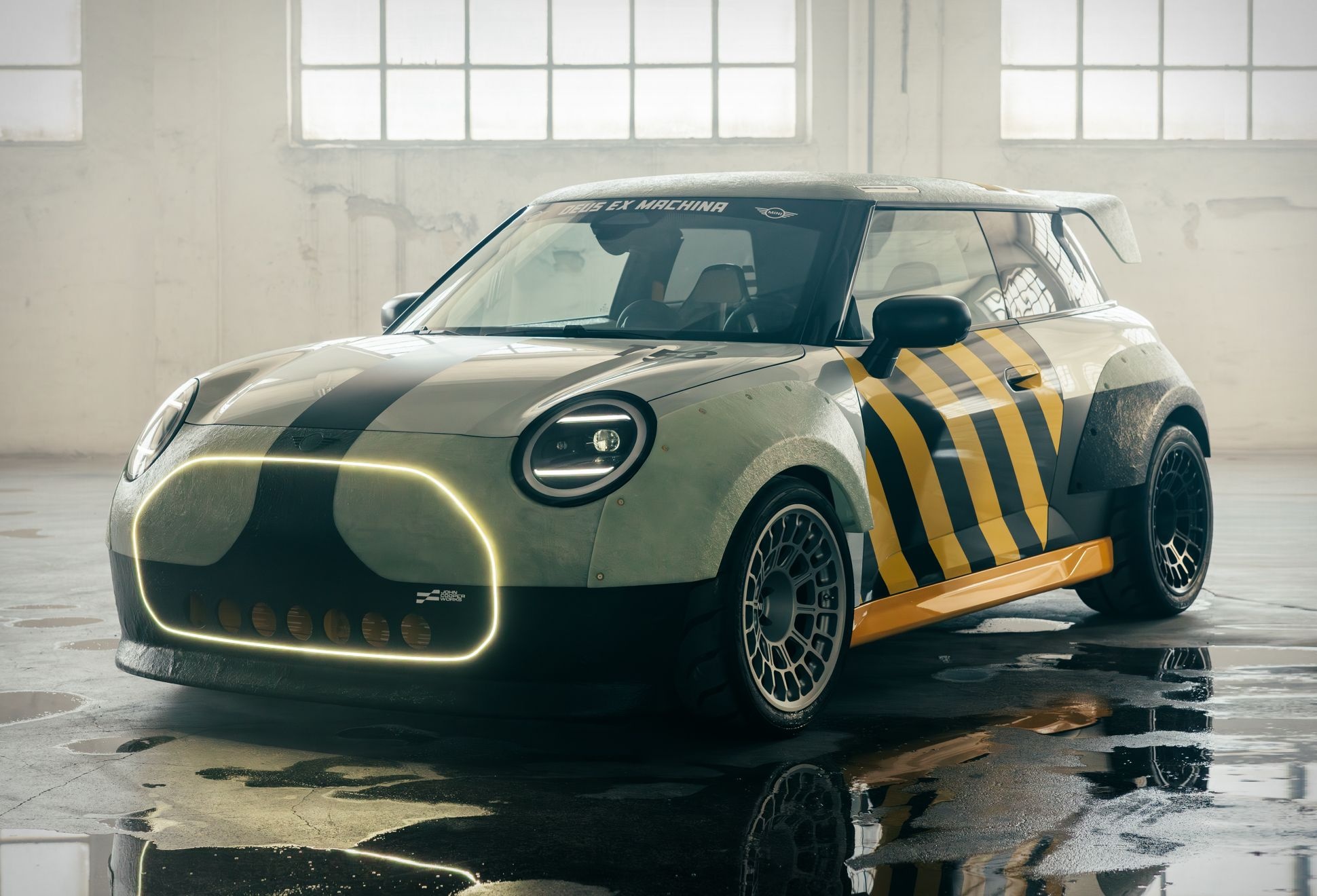 MINI JCW x Deus - Image