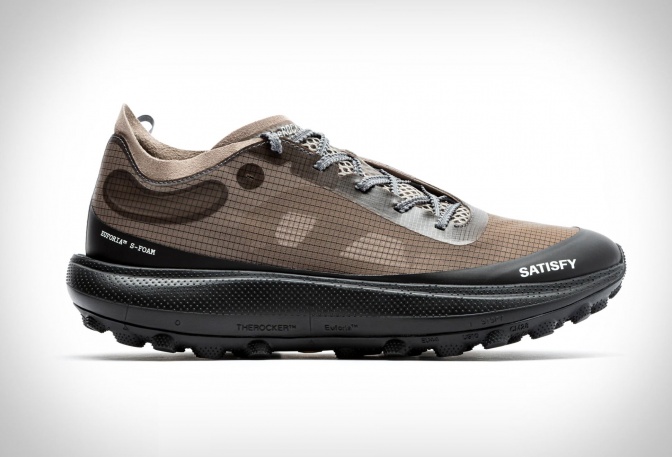 Satisfy Therocker Trail Running Shoe - Image