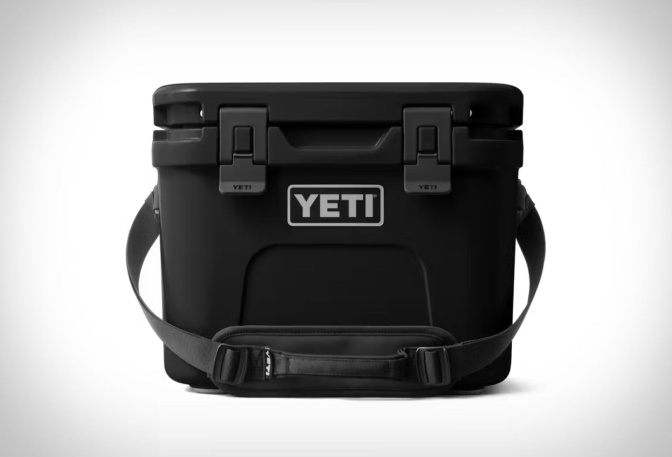 Yeti Roadie 15 All-Black Cooler - Image