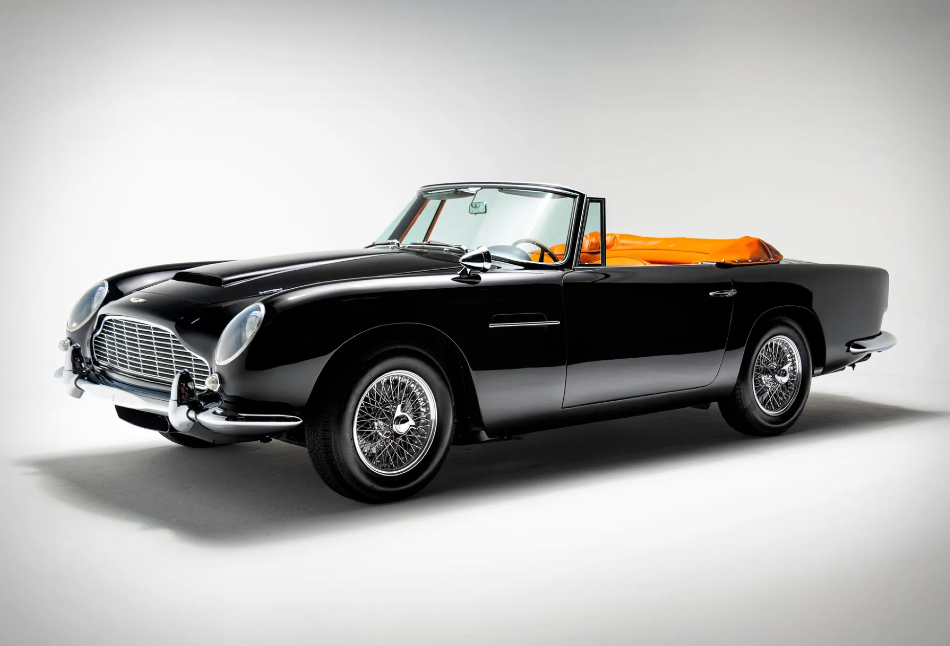 1964 Aston Martin DB5 Convertible | Image