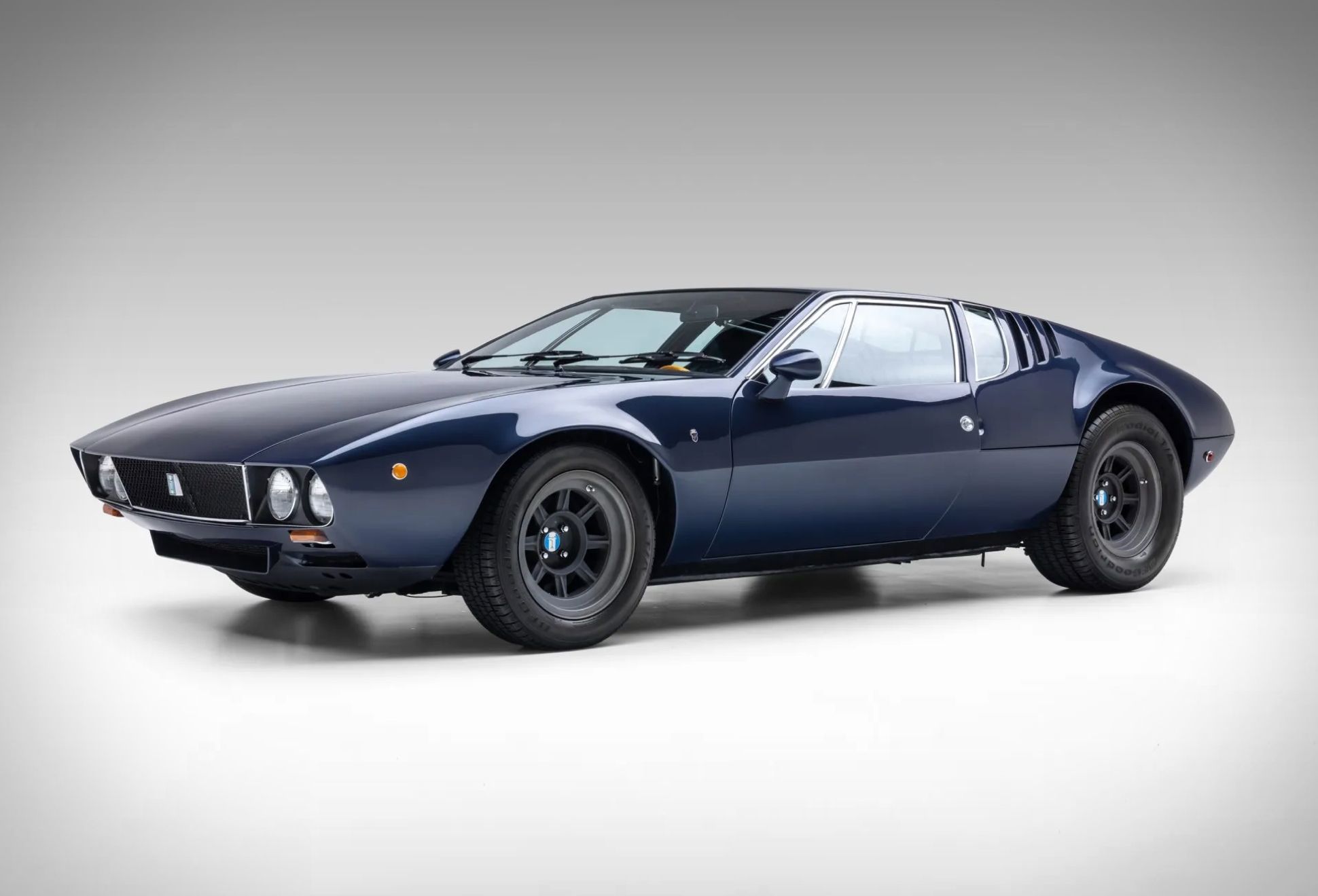 1969 DeTomaso Mangusta | Image