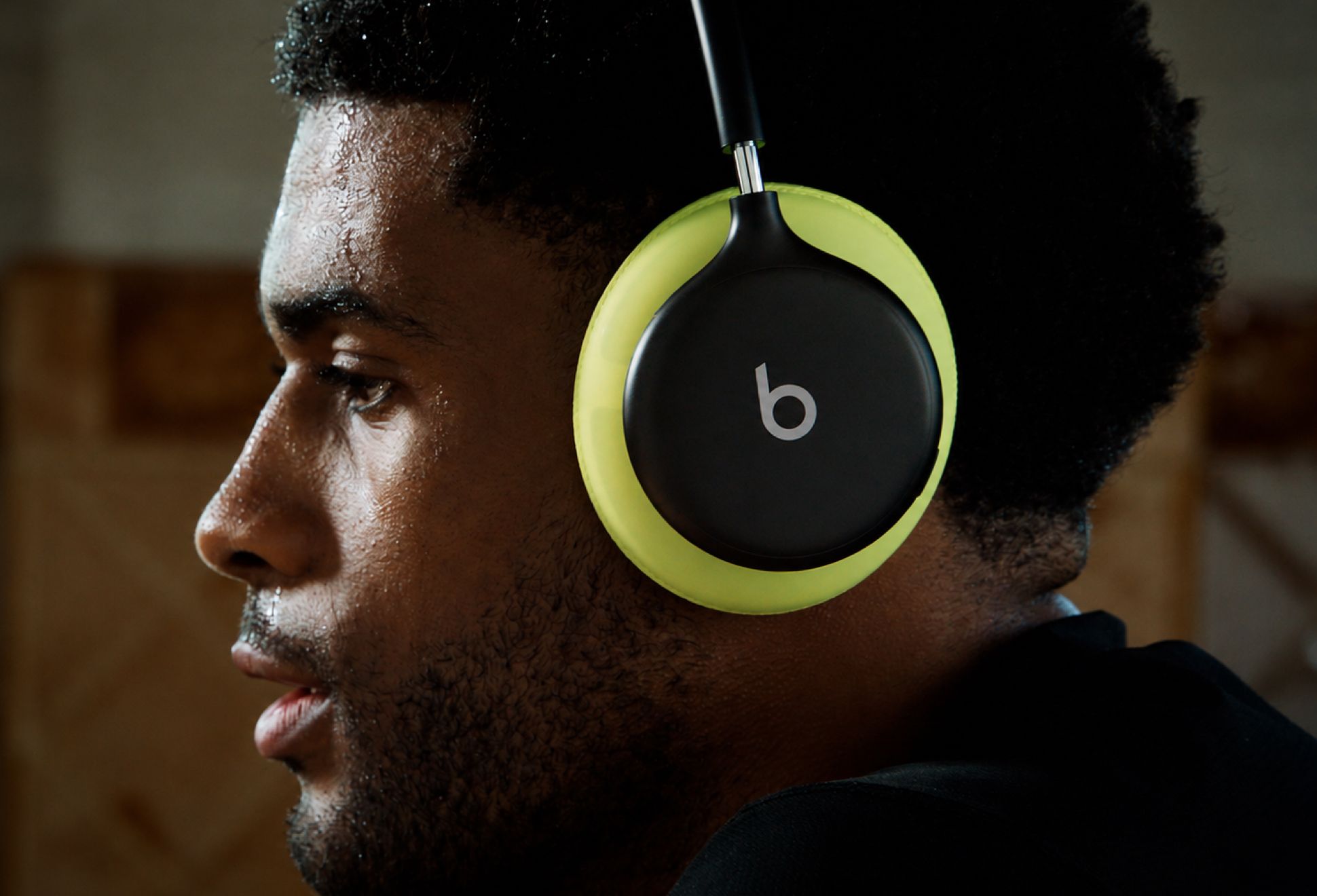 Beats 360 Headphones | Image