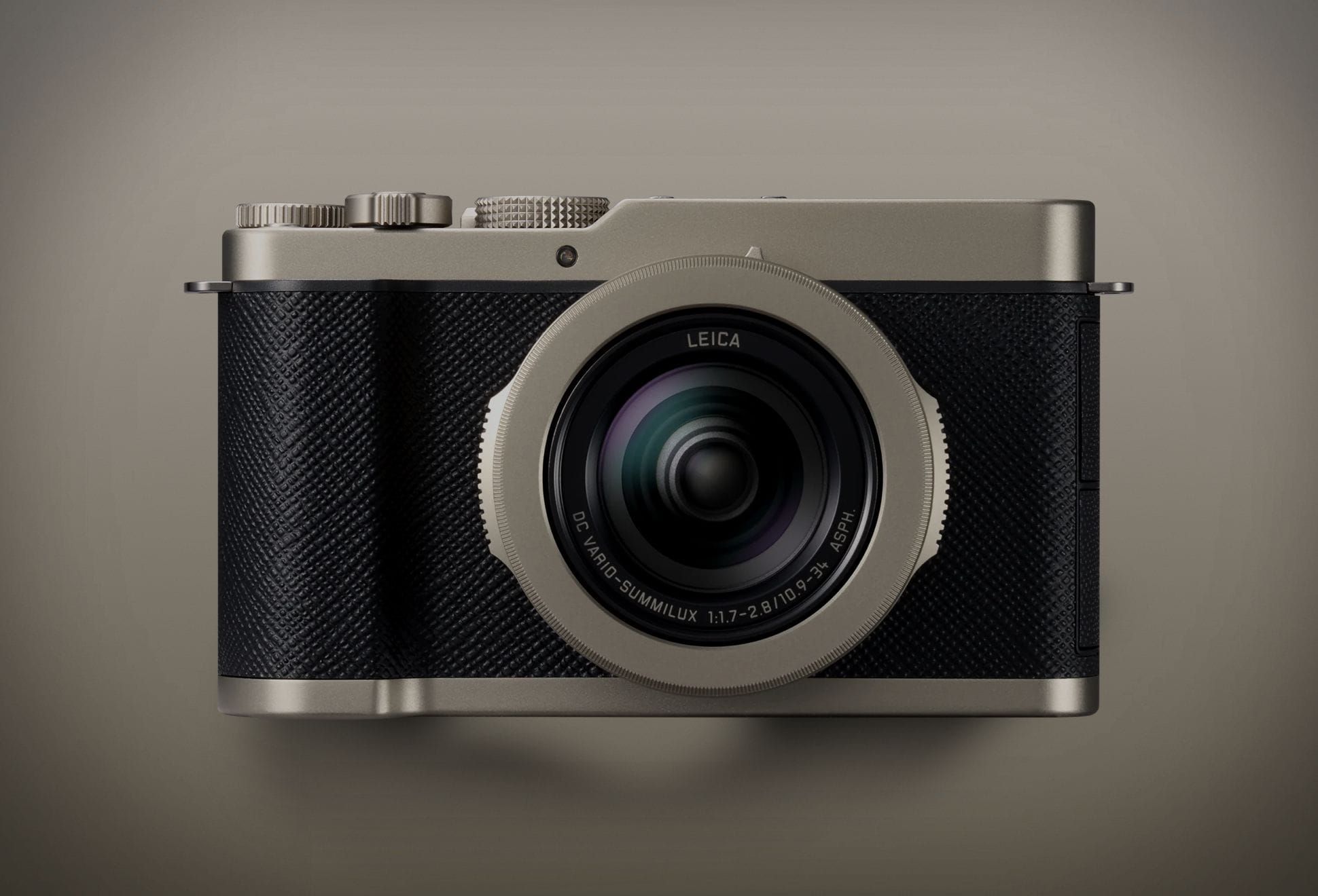 Panasonic LUMIX L10 Brings Pro Features to a Compact Body | Image
