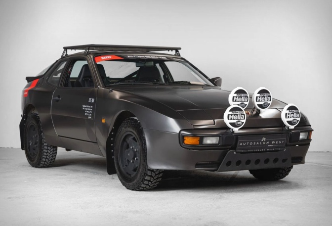 1983 PORSCHE 944 COUPE - Image
