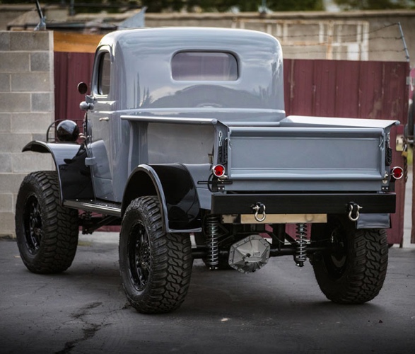 1941-dodge-power-wagon-14.jpg