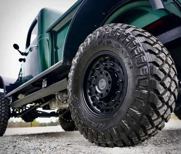 1946-dodge-power-wagon-9.jpg