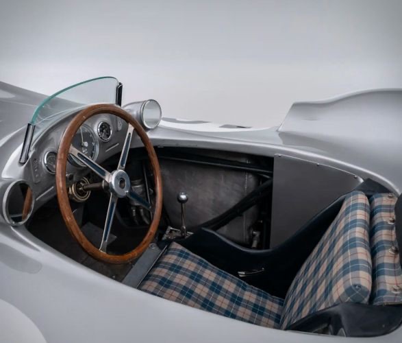 1954-mercedes-benz-w-196-r-stromlinienwagen-6.jpeg