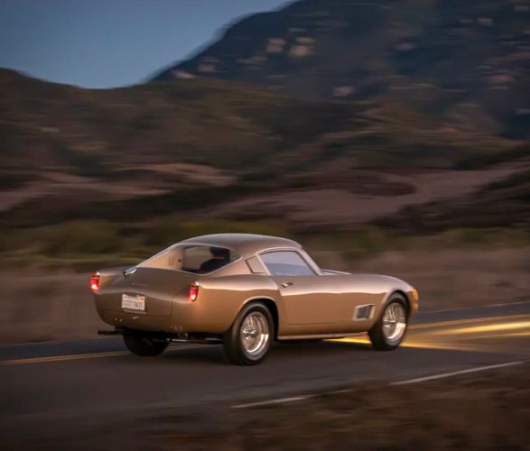 1958-ferrari-250-gt-lwb-berlinetta-10.jpg