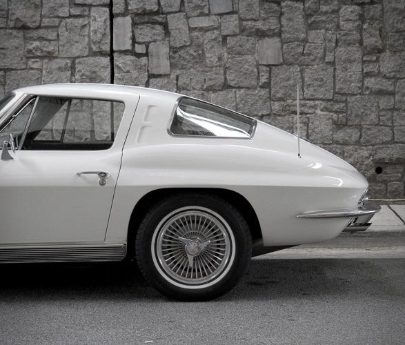 1963-chevrolet-corvette-7.jpg