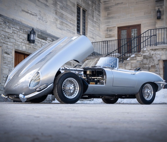 1965-jaguar-e-type-roadster-12.jpg