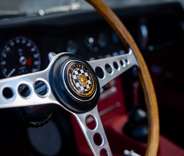 1965-jaguar-e-type-roadster-9.jpg