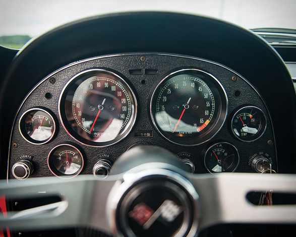 1967-chevrolet-corvette-sting-ray-14.jpg